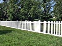 <b>White Vinyl Picket Contemporary Straight Top Fence</b>